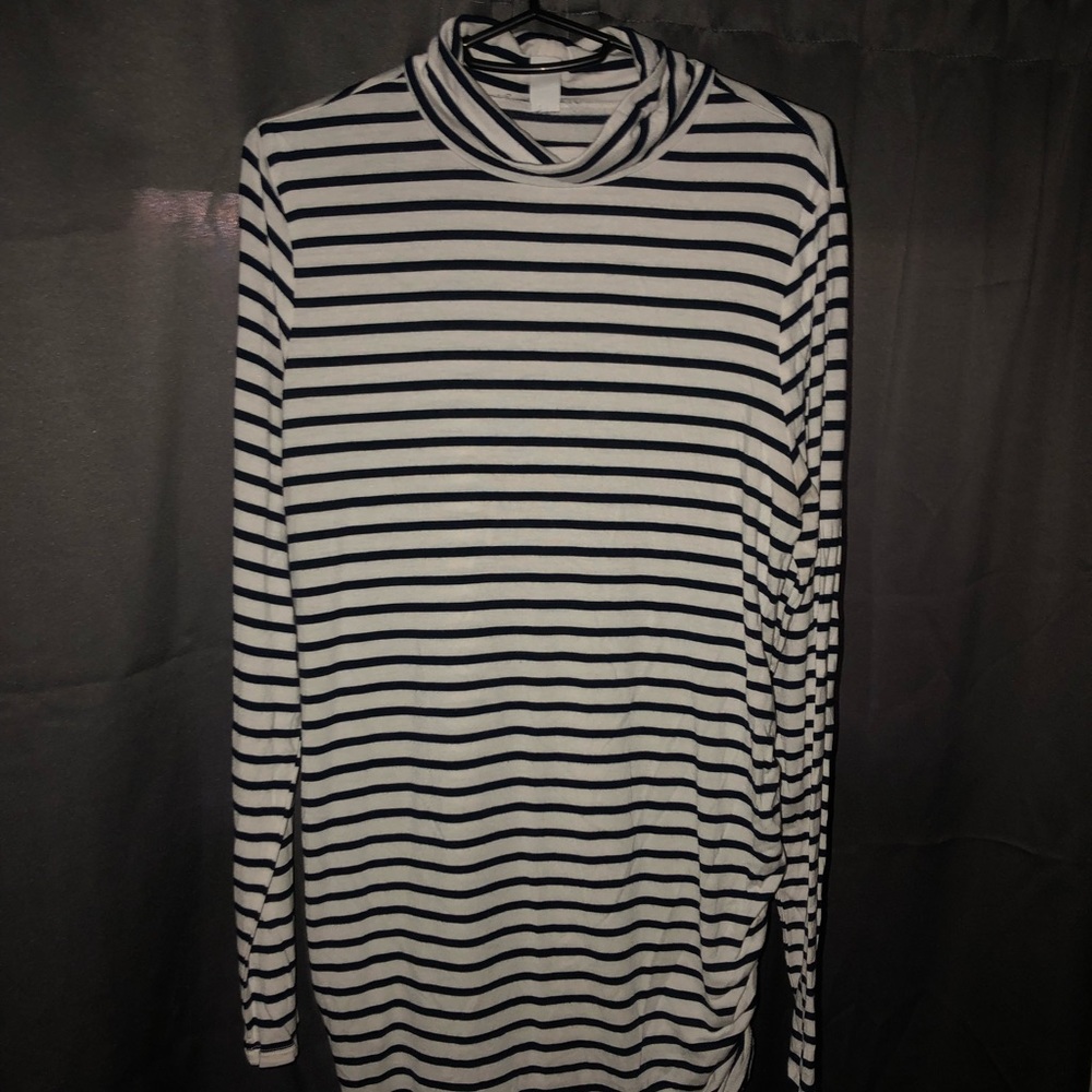 Old navy turtleneck